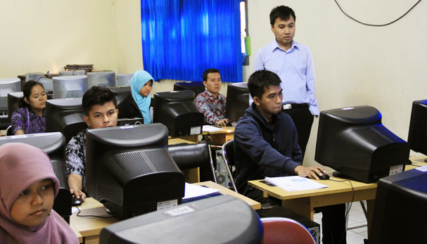 Tes Online Calon Peserta SM-3T UNJ 2015