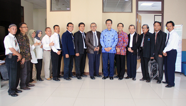 Studi Banding dari FKIP UNS