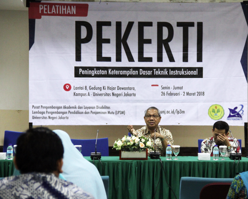 PELATIHAN PENINGKATAN KETERAMPILAN DASAR TEKNIK INSTRUKSIONAL (PEKERTI) UNJ 2018